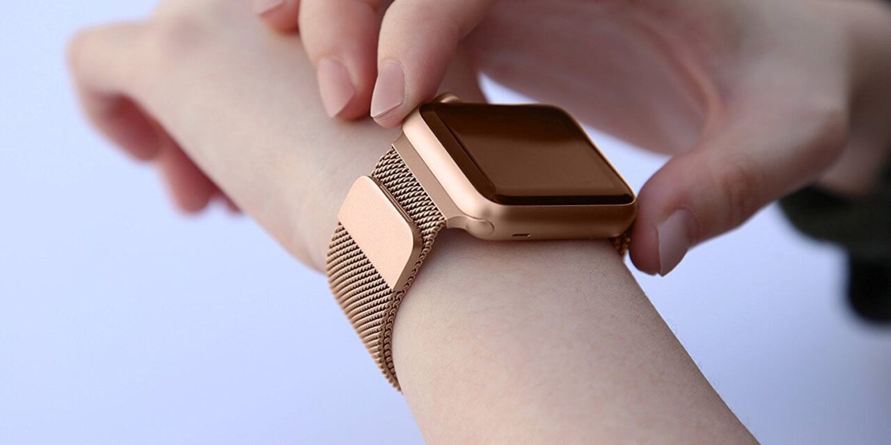 4 “Must Buy” Apple Watch Bands for Women