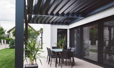 Outdoor Blinds Offer Many Advantages & Add Value to Your Home