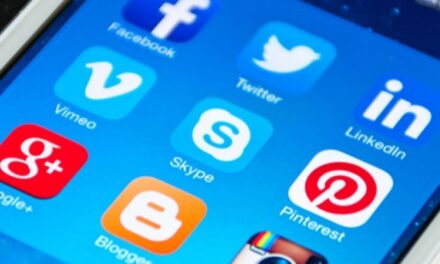 Four Ways Social Media Can Help You Elevate Your Side-Business