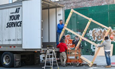 Top Factors to Consider When Choosing a Moving Company