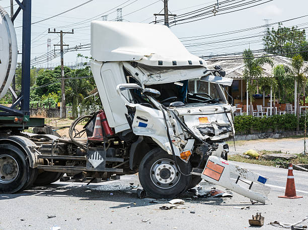 A Truck Accident Lawyer’s Approach to Complexity and Variation